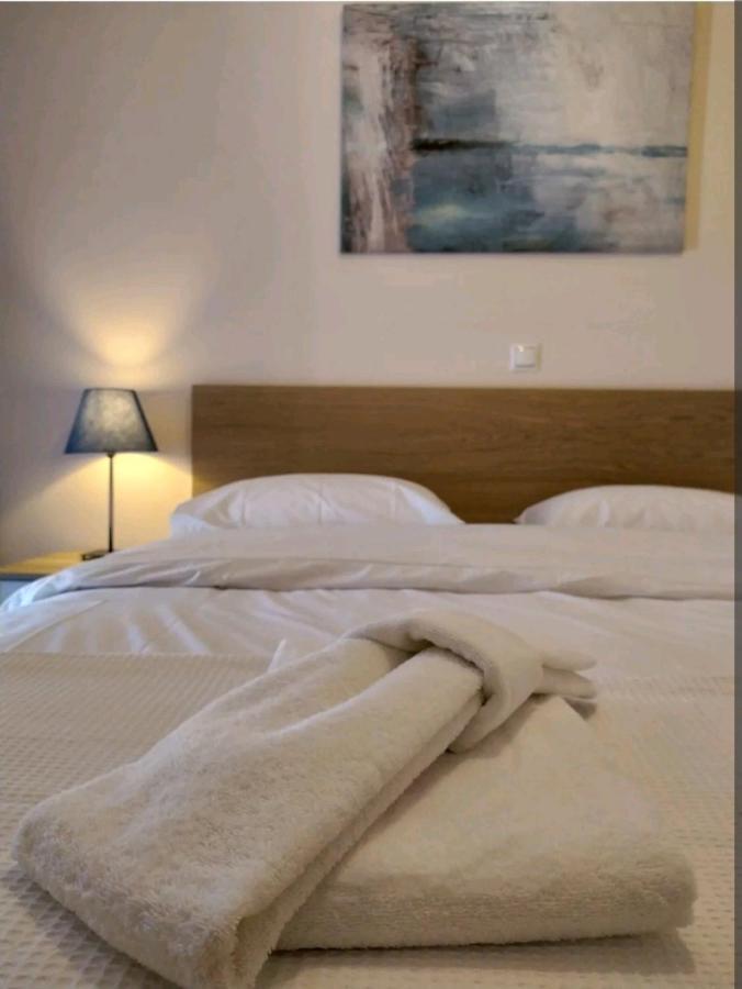 Stylish -Modern Apartment Heart Of Marousi Athens Exterior photo