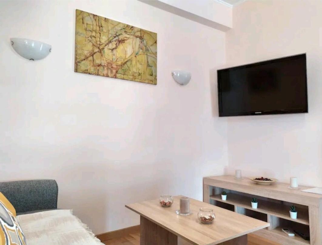 Stylish -Modern Apartment Heart Of Marousi Athens Exterior photo